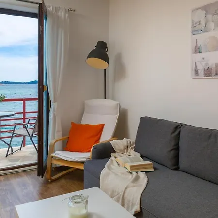 Zrinka - Last Season Ever! * ロゴズニッツァ