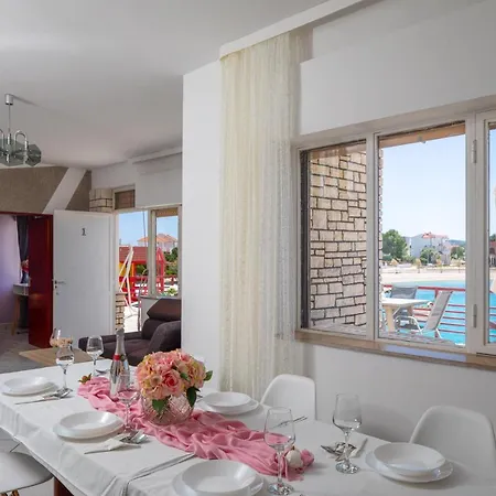 Apartman Zrinka - Last Season Ever! *