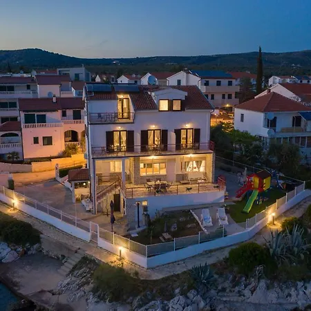 Zrinka - Last Season Ever! Apartment Rogoznica (Sibenik-Knin)