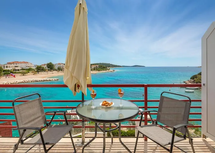 Apartman Zrinka - Last Season Ever! *