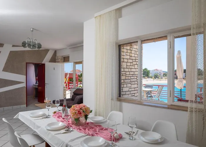 Apartman Zrinka - Last Season Ever! *