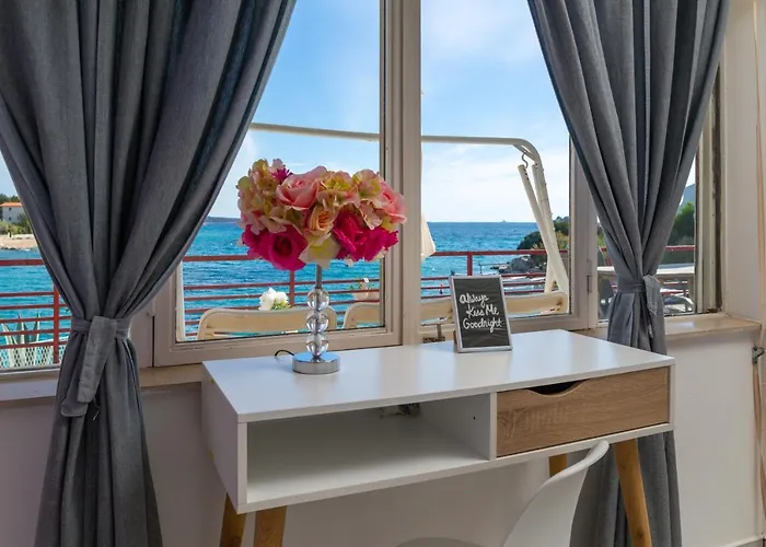 Zrinka - Last Season Ever! Apartman Rogoznica (Sibenik-Knin)