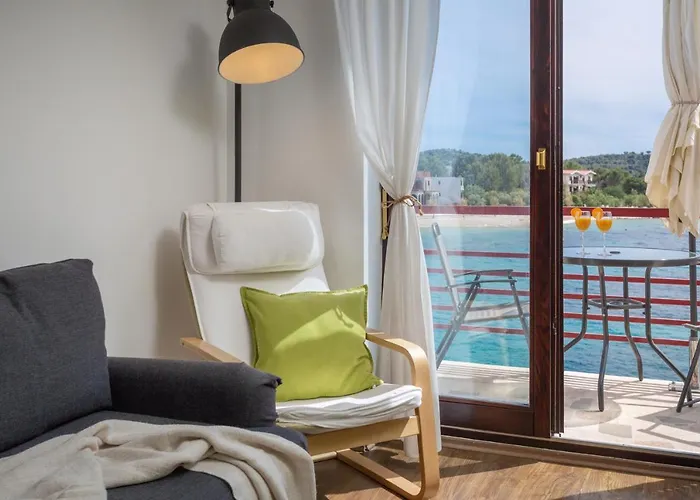 Zrinka - Last Season Ever! Apartman