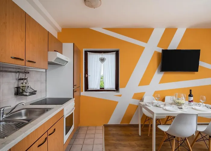 Zrinka - Last Season Ever! Apartman *