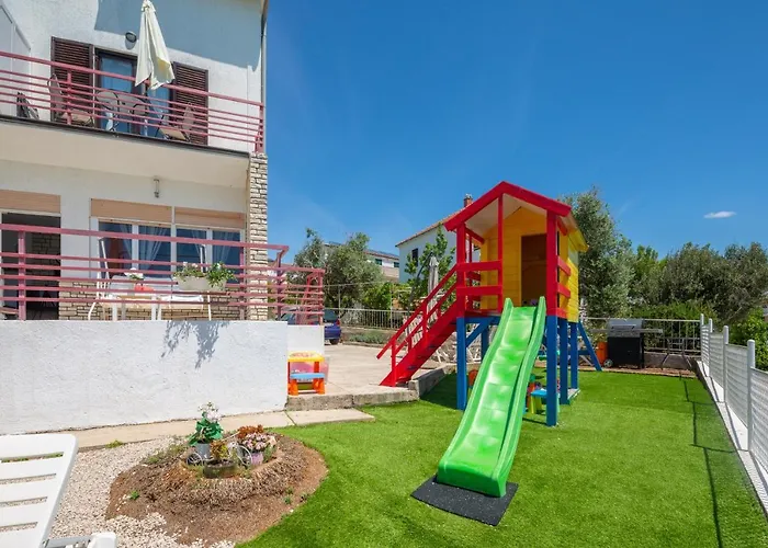 Apartman Zrinka - Last Season Ever!