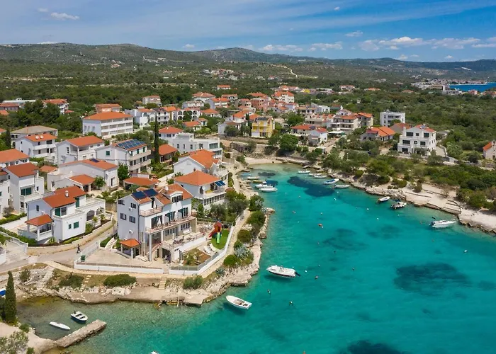 Zrinka - Last Season Ever! Apartment *