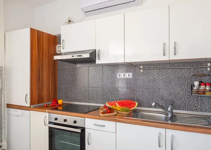 Zrinka - Last Season Ever! *